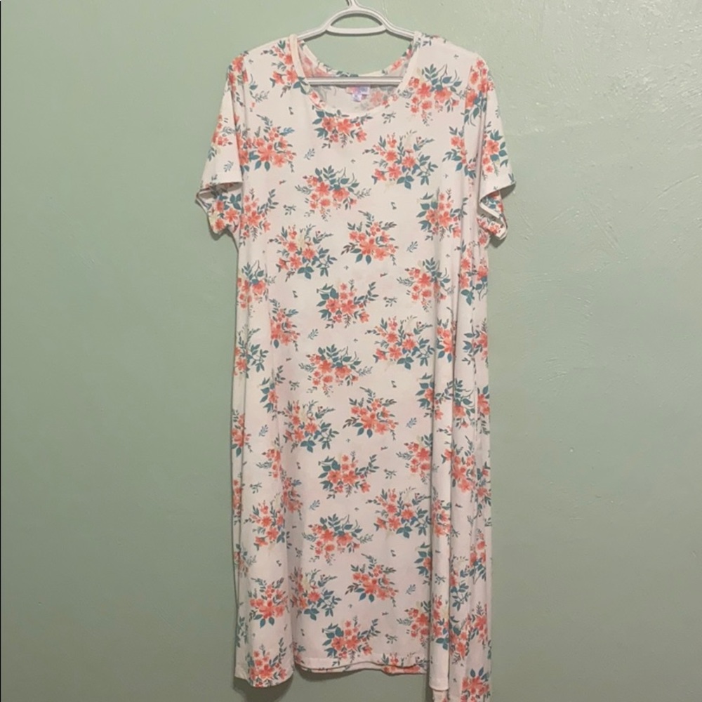 Lularoe floral print Jessie